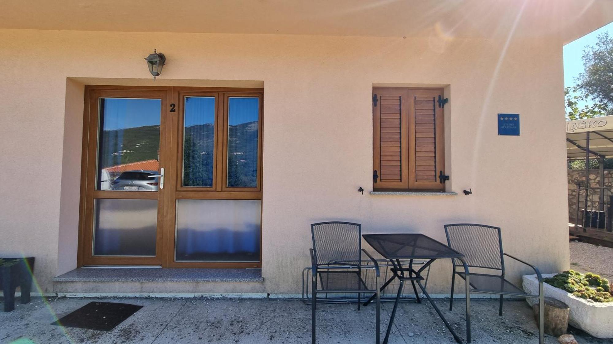 Apartmani Barbara Brsec Exterior photo